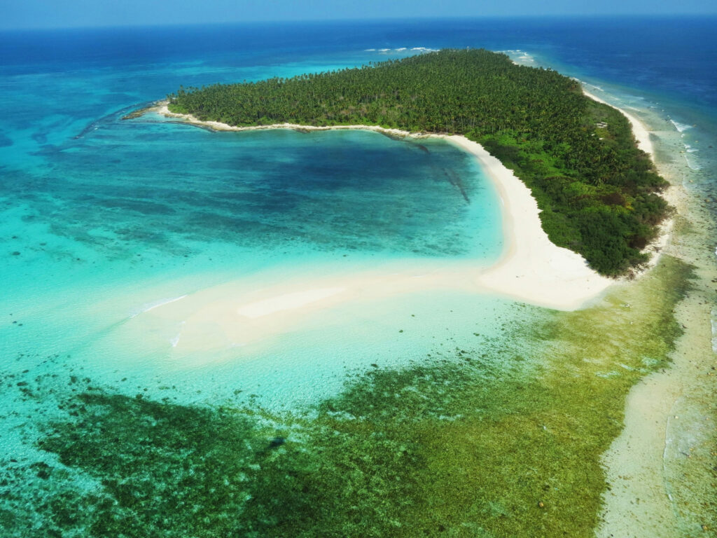 “Lakshadweep Uncovered: Dive into the Secrets of India’s Tropical Jewel”